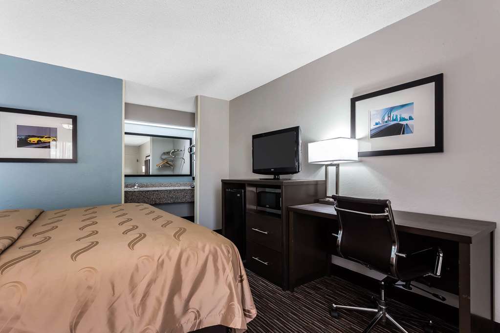 Quality Inn & Suites Mooresville Lake Norman - photo 18