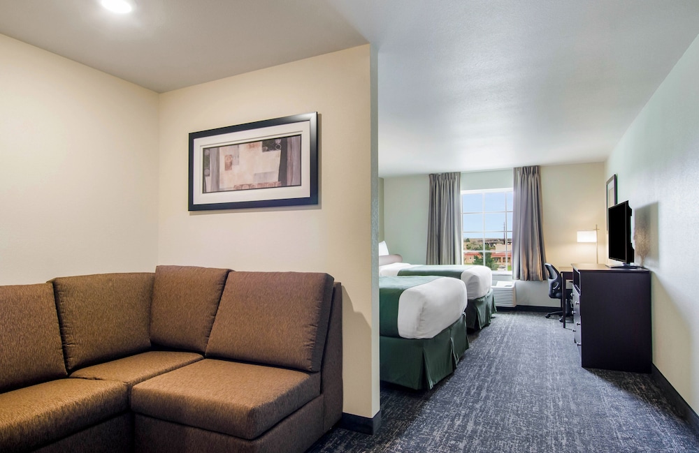 Cobblestone Hotel and Suites Torrington - photo 6