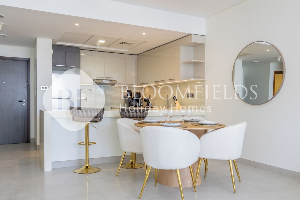Bloomfields Grandeur 1BR In Lamar Raha — 4-Star Luxury Hotel in Abu Dhabi, United Arab Emirates