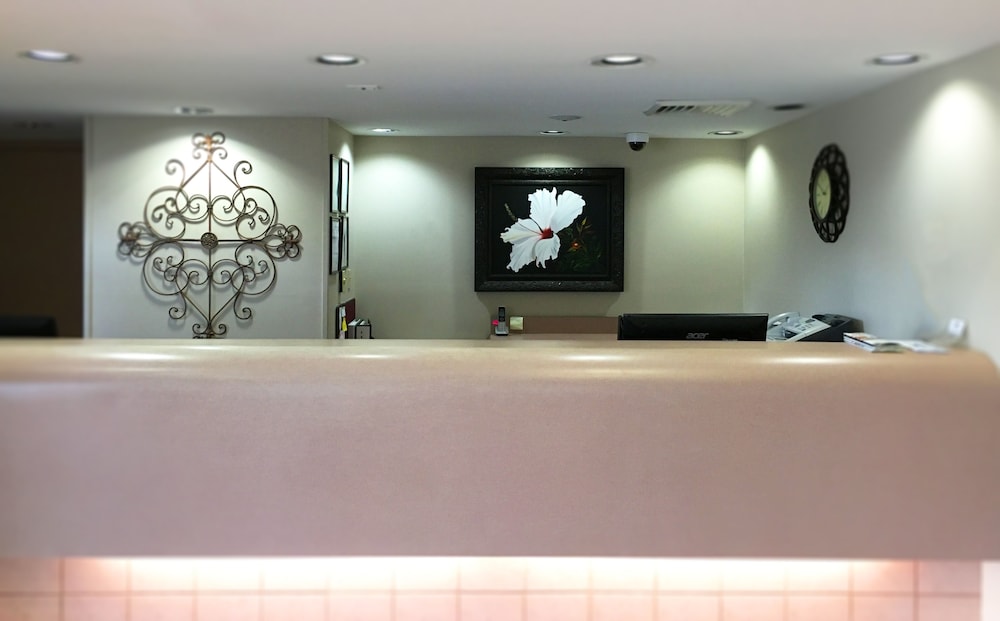 Inn of Clanton - photo 2