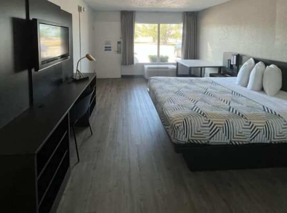 Motel 6 Spring Hill FL Weeki Wachee - photo 7