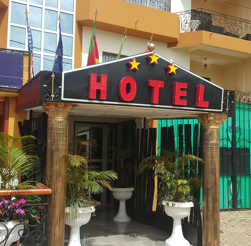 Appart'hôtel Micheline et Emile Suites & SPA Bastos — 4-Star Luxury Hotel in Yaounde, Cameroon