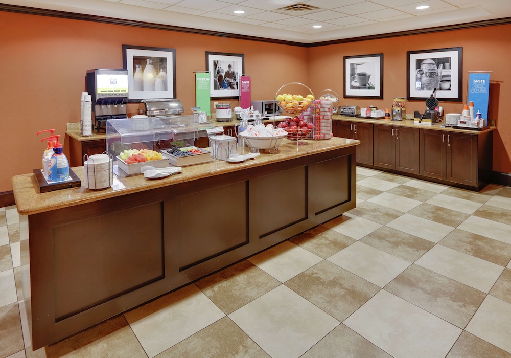 Hampton Inn and Suites Fort Worth Forest Hill - photo 19