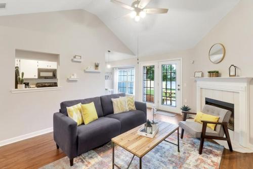 Lake Retreat near Savannah in Savannah, United States