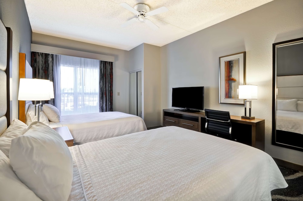 Homewood Suites by Hilton Phoenix Biltmore - photo 18