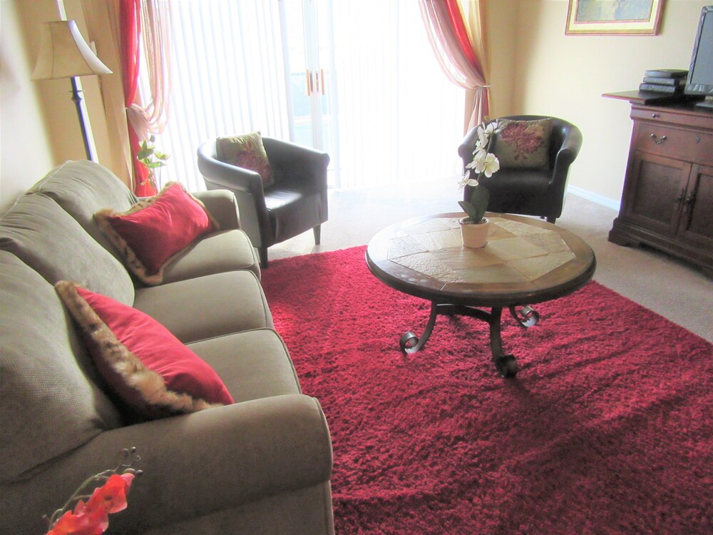 R1 Glenbrook 4 bed 2 Bath - photo 9
