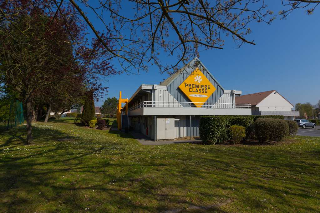 Premiere Classe Chantilly Sud Luzarches pet-friendly hotel Chaumontel