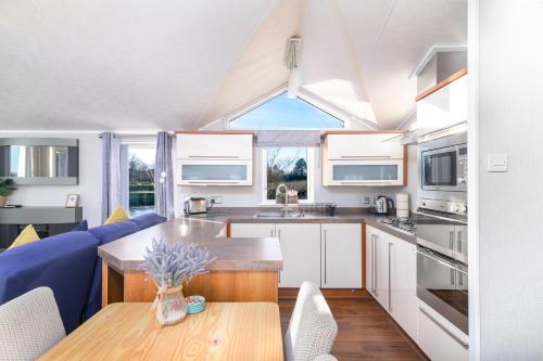 Primrose Valley Lakeside Lodge