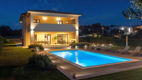 Villa Amoroso by Villas Holiday — 4-Star Luxury Hotel in Porec, Croatia