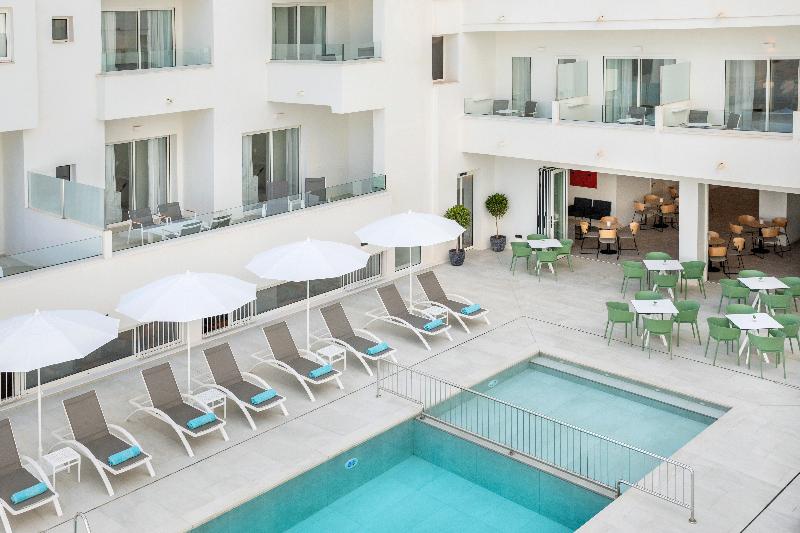 Aparthotel Marina Drach — hotel in Manacor