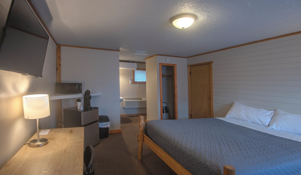 Rustic Inn - photo 11