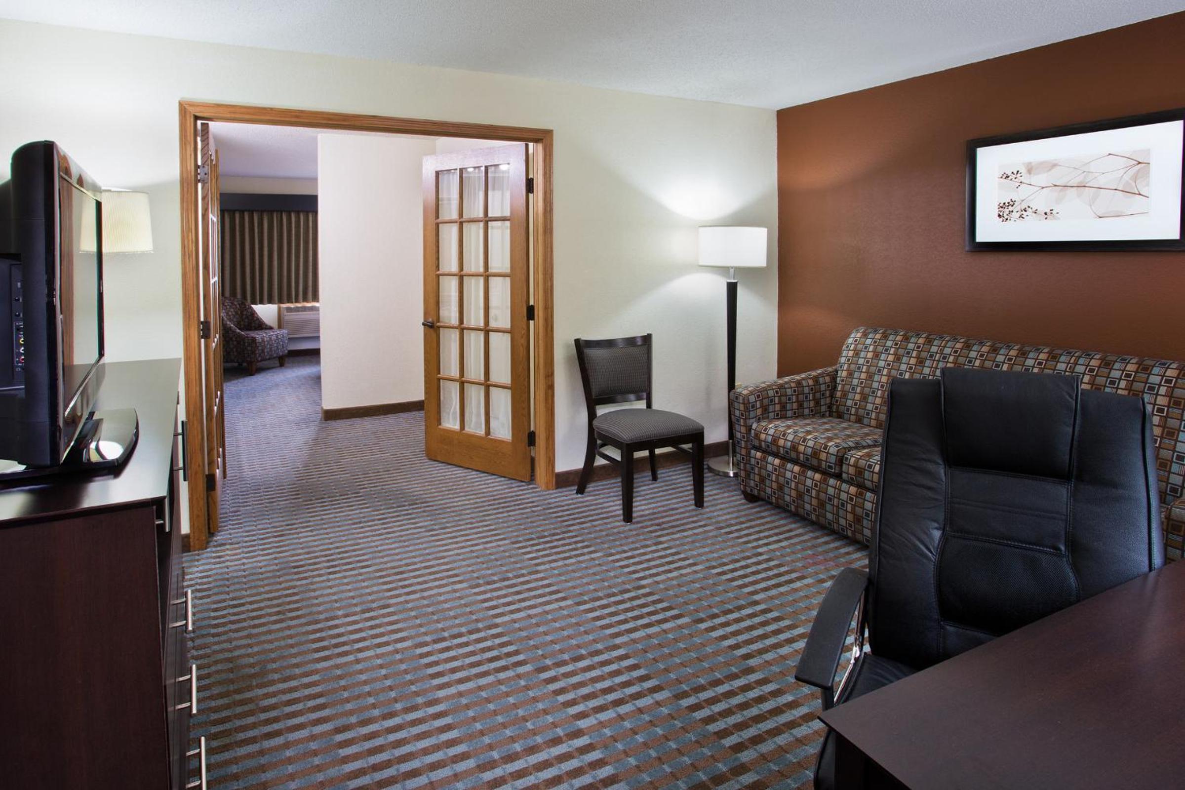 AmericInn by Wyndham Lincoln North - photo 17