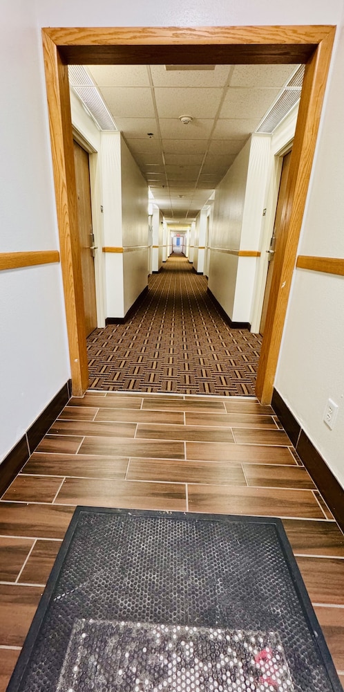 Forest City Inn - photo 37