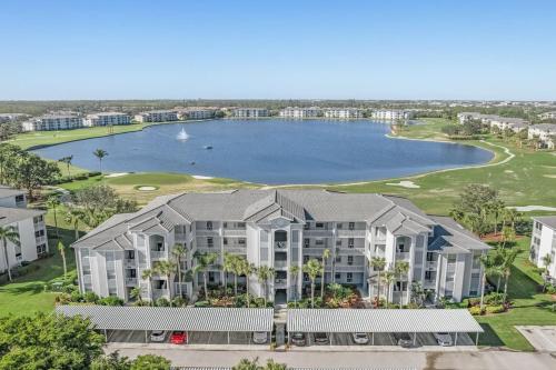 Sunshine and Tee Times in Fort Myers, United States