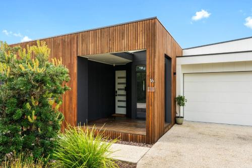 Best Of Both Worlds Inverloch — Inverloch