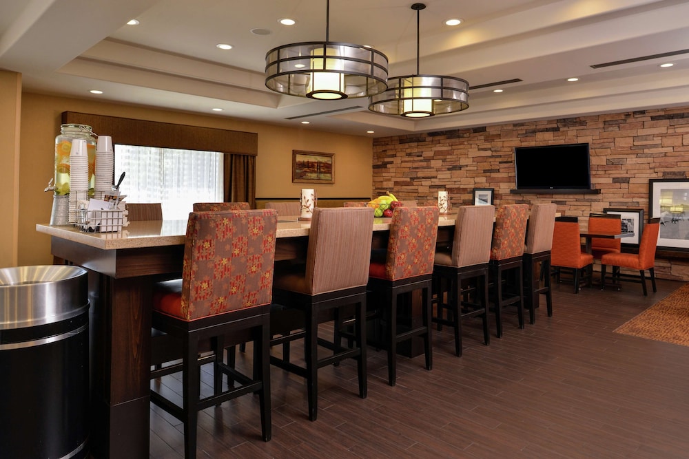 Hampton Inn Idaho Falls Airport - photo 41