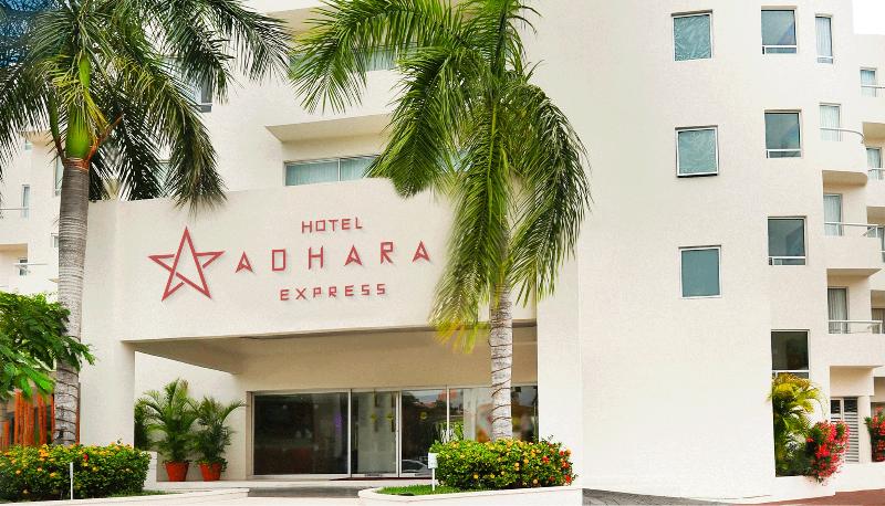 Adhara Express - carbon neutral hotel in Cancun