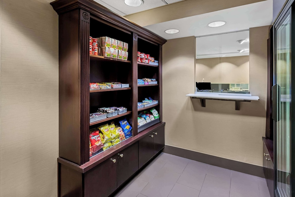 Comfort Inn & Suites Somerset New Brunswick - photo 30