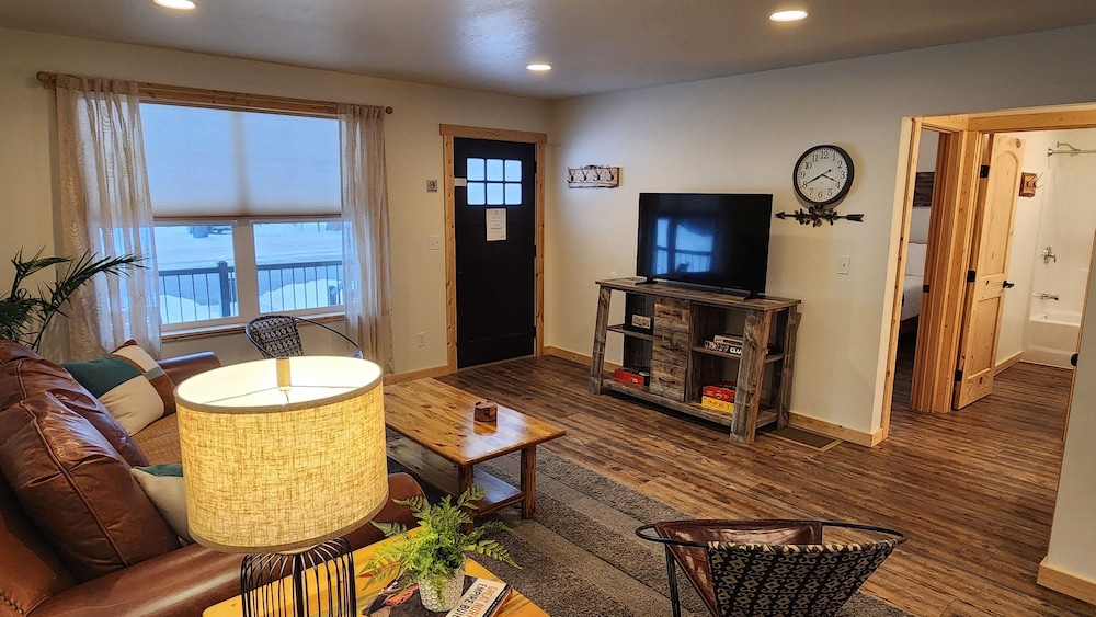 Beargrass Lodging and RV Resort - photo 82
