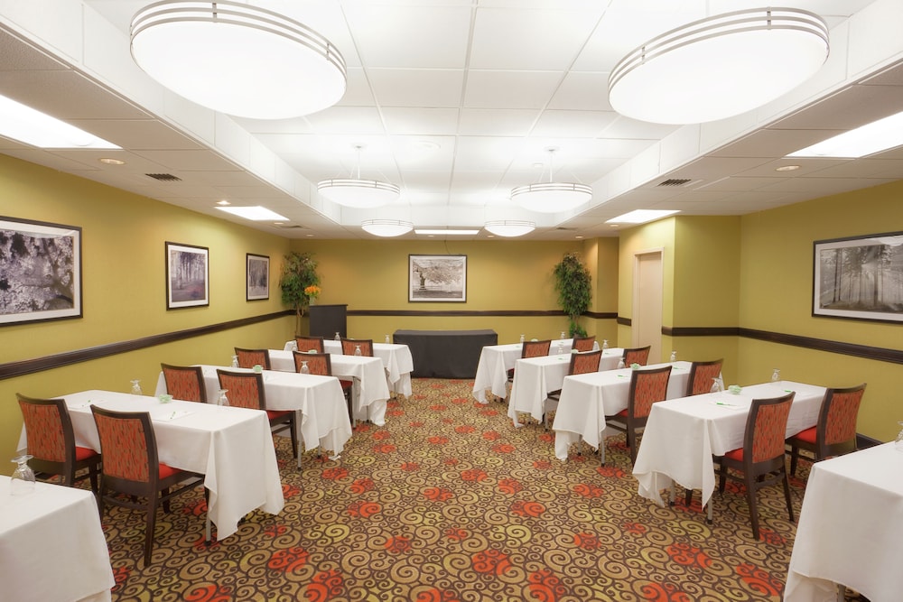 Holiday Inn Portsmouth by IHG - photo 34