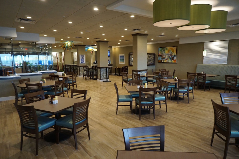 Ocean Sky Hotel and Resort - photo 58