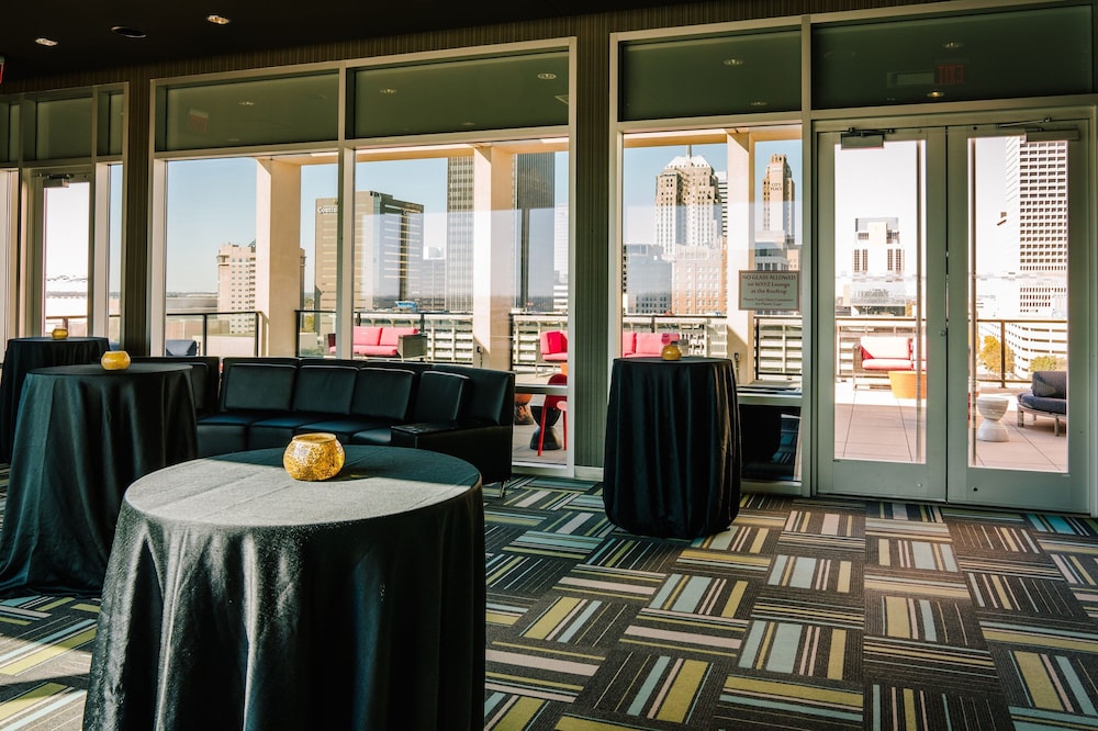 Aloft Oklahoma City Downtown Bricktown - photo 60