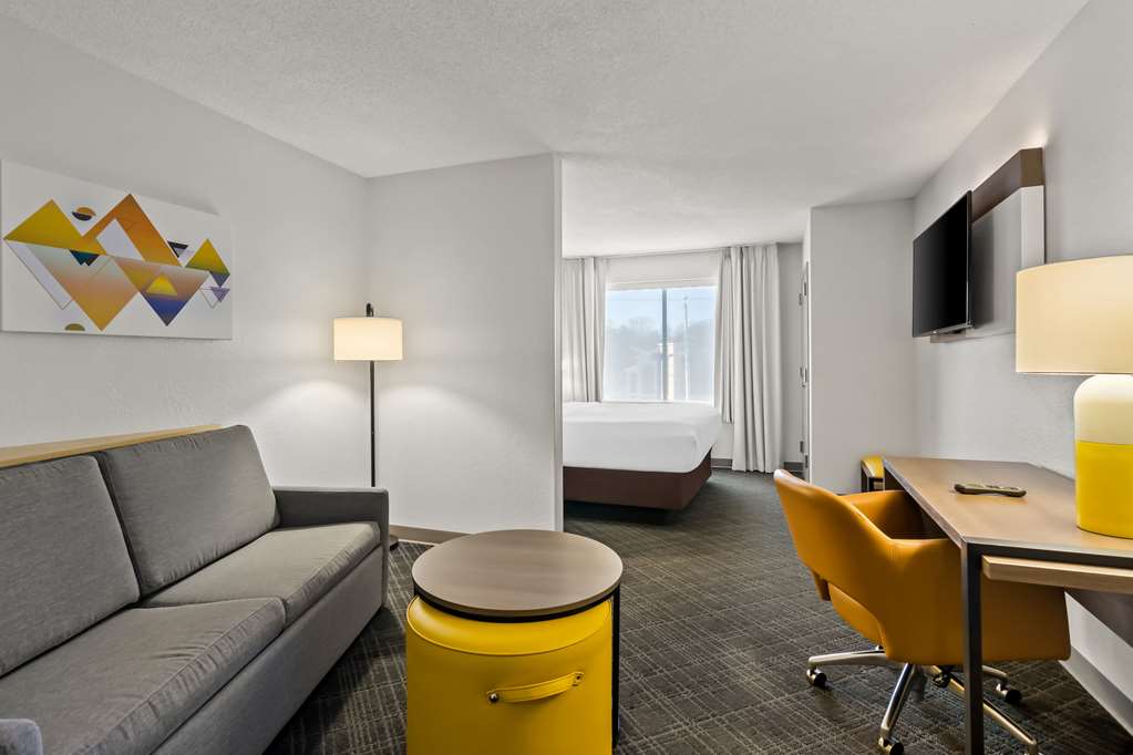 Comfort Suites Salem Roanoke I 81 - photo 15