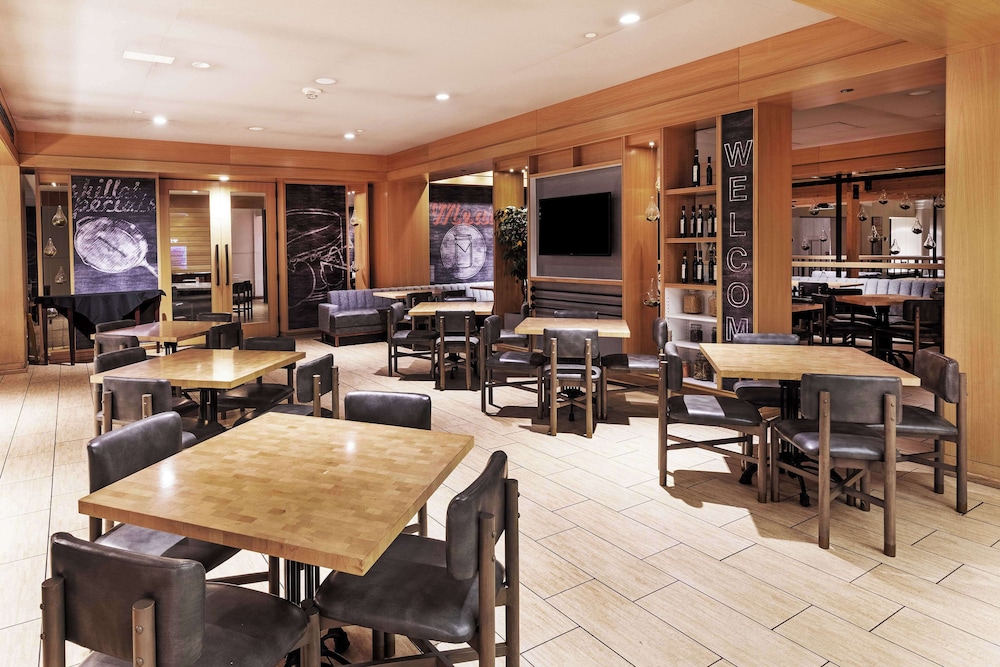 DoubleTree by Hilton Tulsa Downtown - photo 69