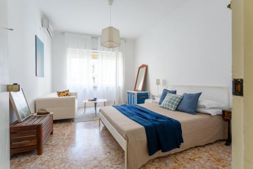 Perfetto per Famiglie Appartamento Accogliente e Spazioso a 15 min dalla Metro — 4-Star Luxury Hotel in Rome, Italy