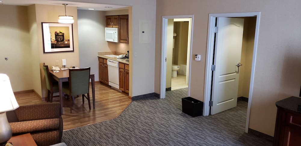 Homewood Suites by Hilton Hagerstown - photo 9