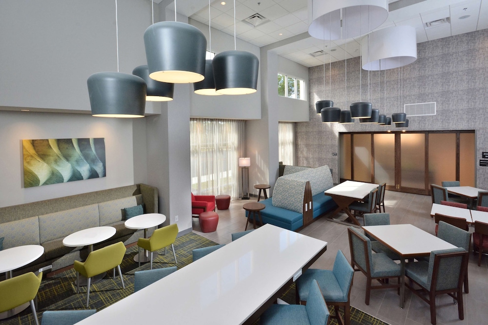 Hampton Inn & Suites by HIlton Charlotte North I 485 - photo 68