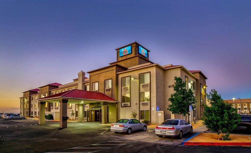 Studio 6 Suites Hesperia CA West Main Street I 15 - photo 20