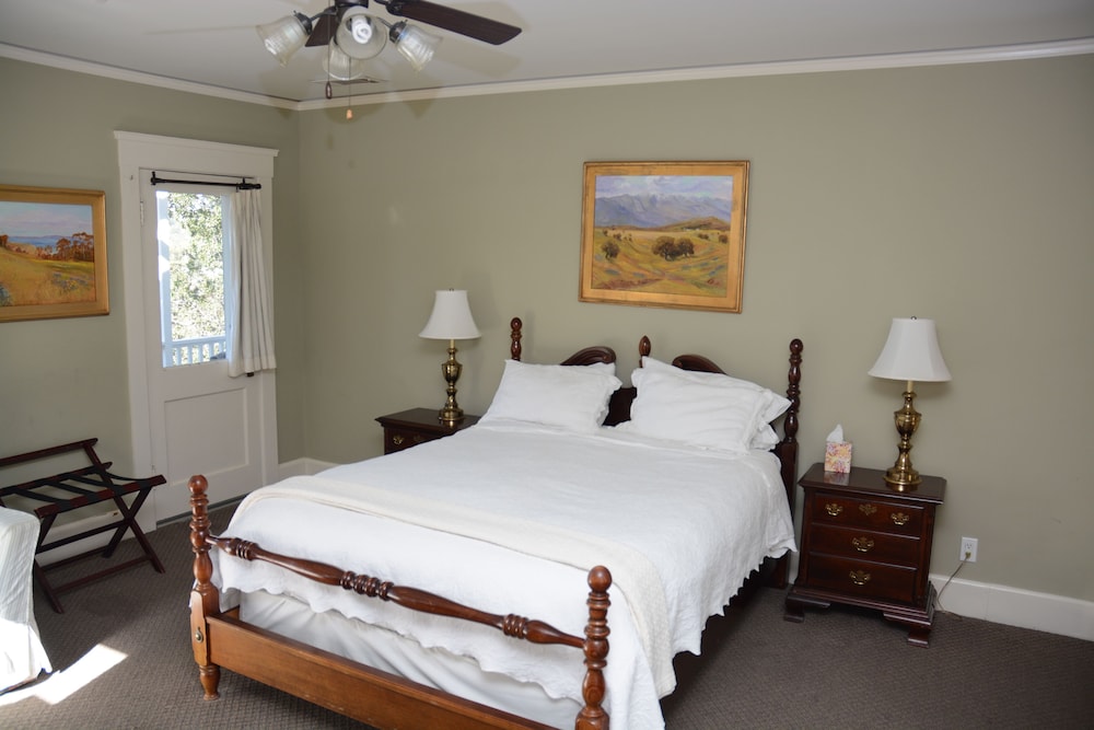 Arroyo Vista Inn - photo 13