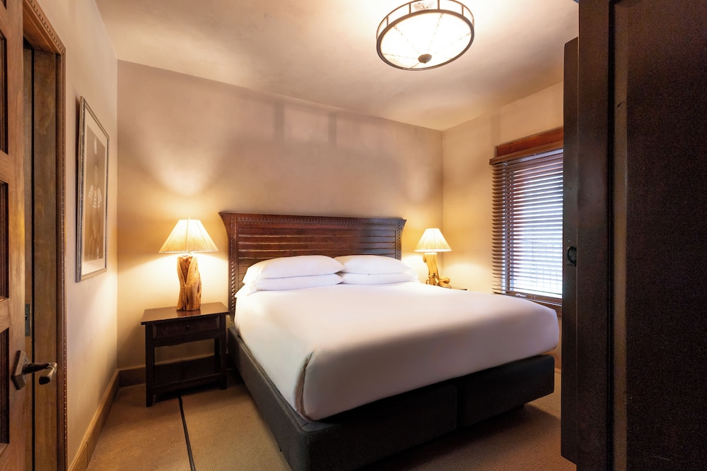 El Monte Sagrado Living Resort & Spa - photo 10
