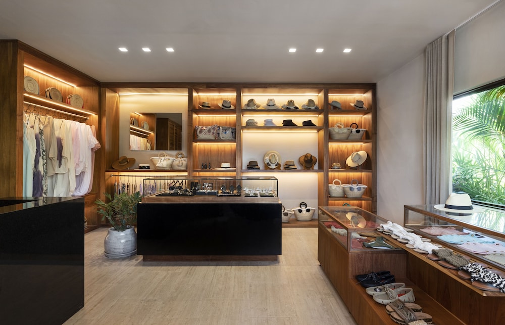 Gift shop