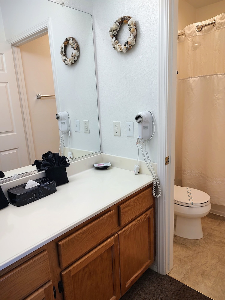 Pacific Plaza Hotel - photo 157