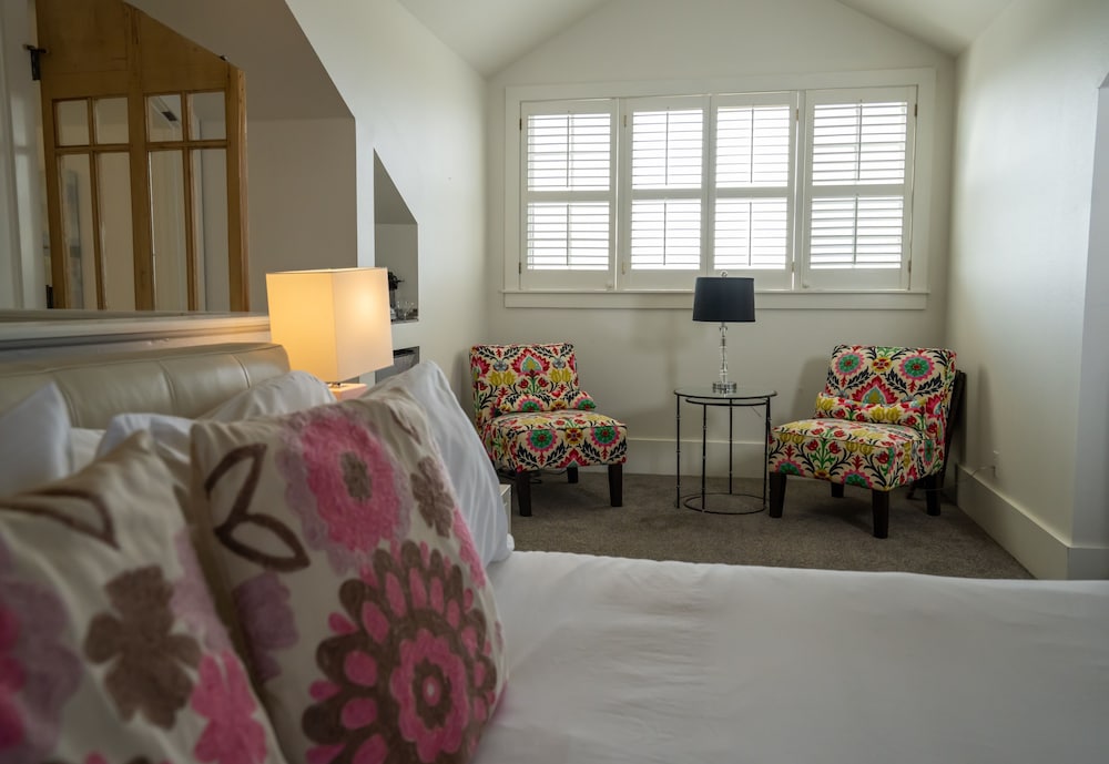 Sage Hill Inn & Spa — Kyle — photo 5