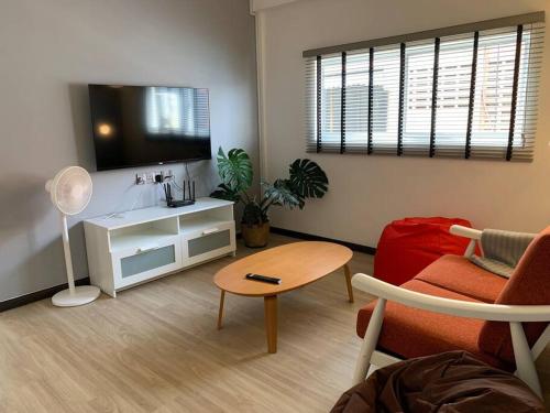 Entire house in town centre #WIFI#NETFLIX — 4-Star Luxury Hotel in Kuala Terengganu, Malaysia