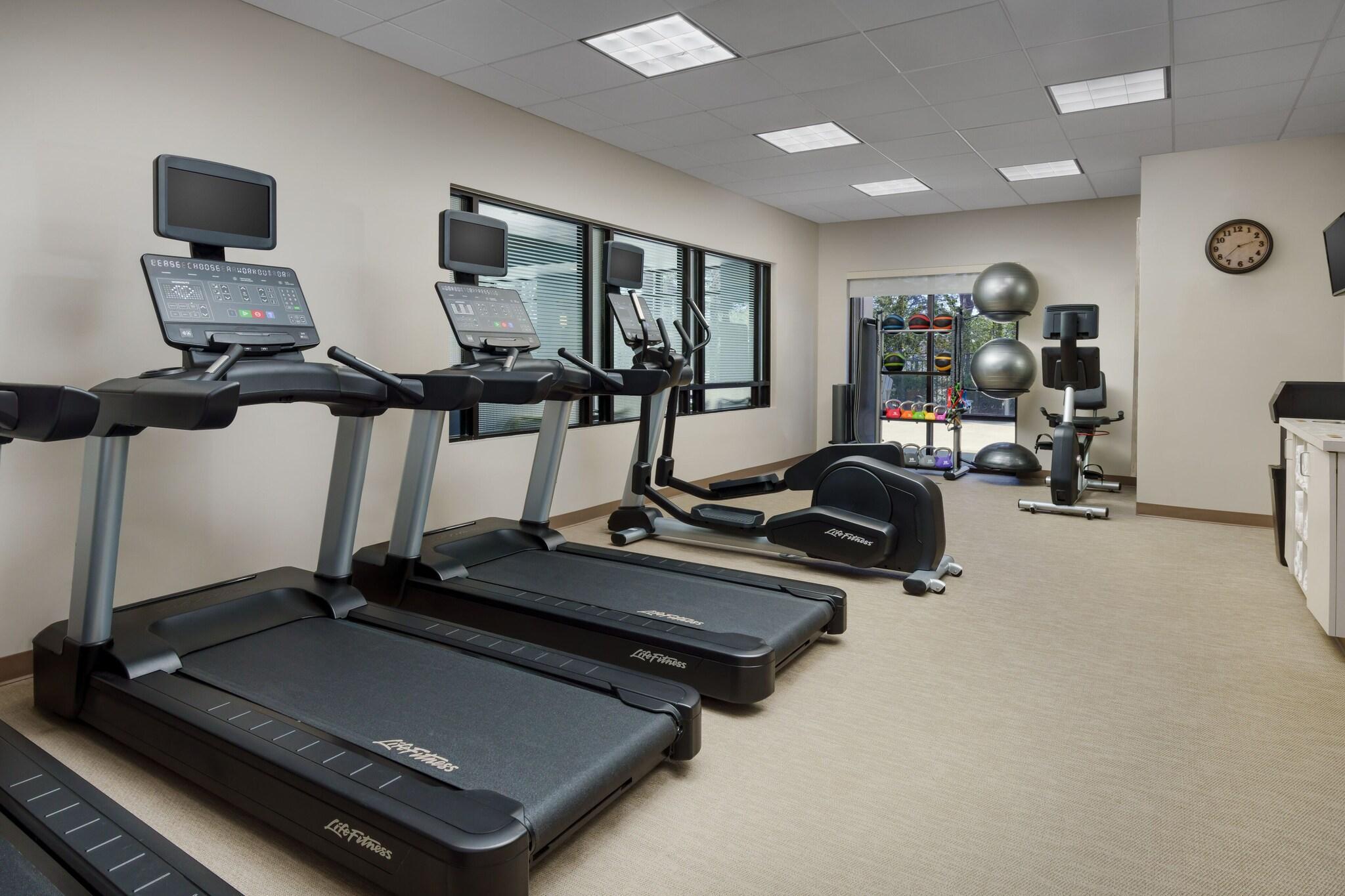 SpringHill Suites Manchester Boston Regional Airport - photo 20