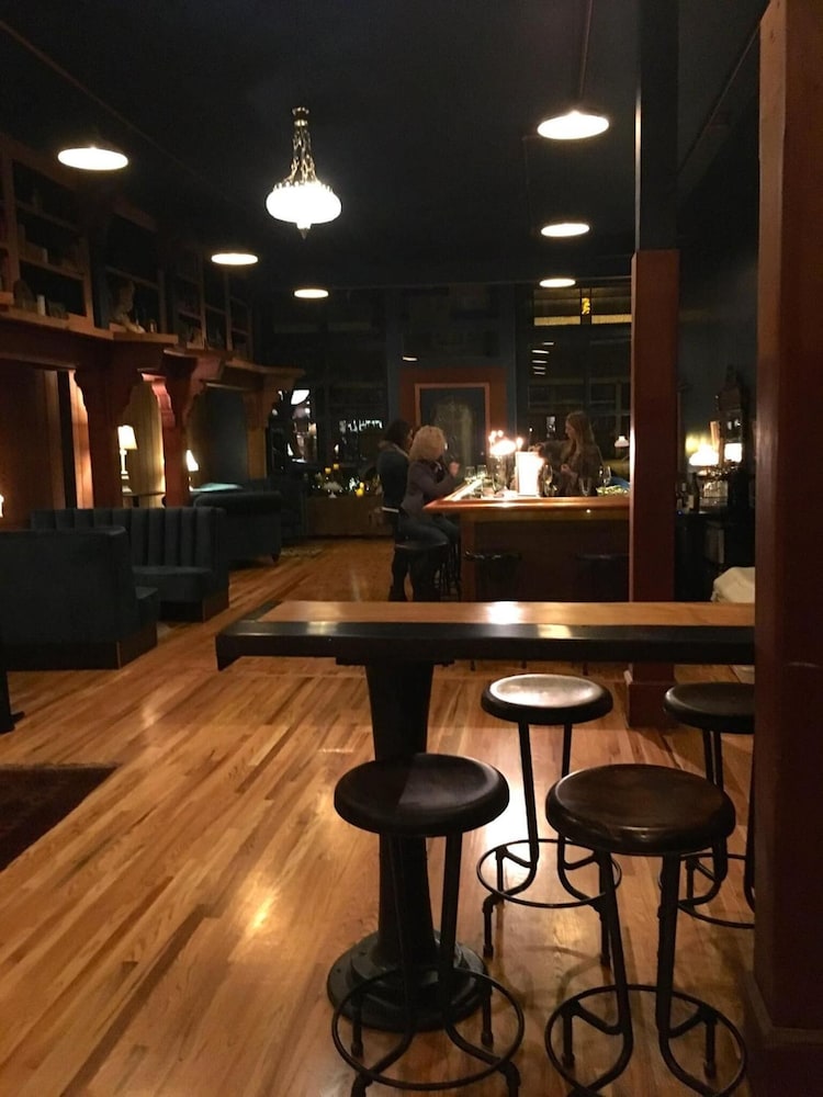 The Inn at 2nd & C - photo 33