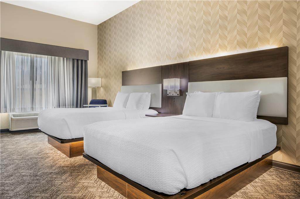 Best Western Plus Parkside Inn & Suites - photo 10