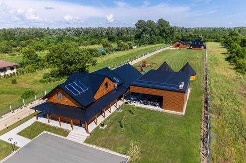 Drvena bajka — 4-Star Luxury Hotel in Bilje, Croatia