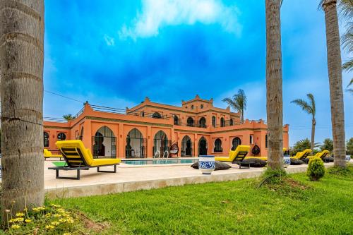 Domaine Terra Cotta Villa de luxe avec piscine sans vis à vis — 4-Star Luxury Hotel in Oulad Frej, Morocco