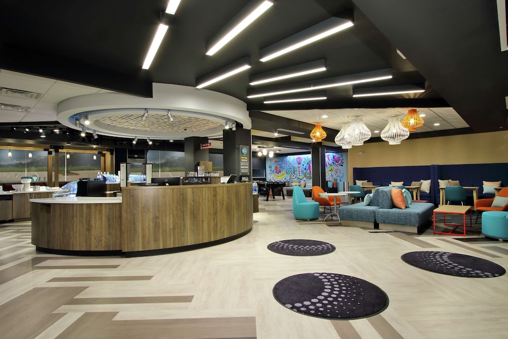 Tru by Hilton Bryan College Station - photo 8