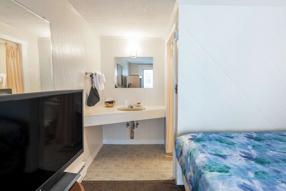 Sea View Inn - photo 29