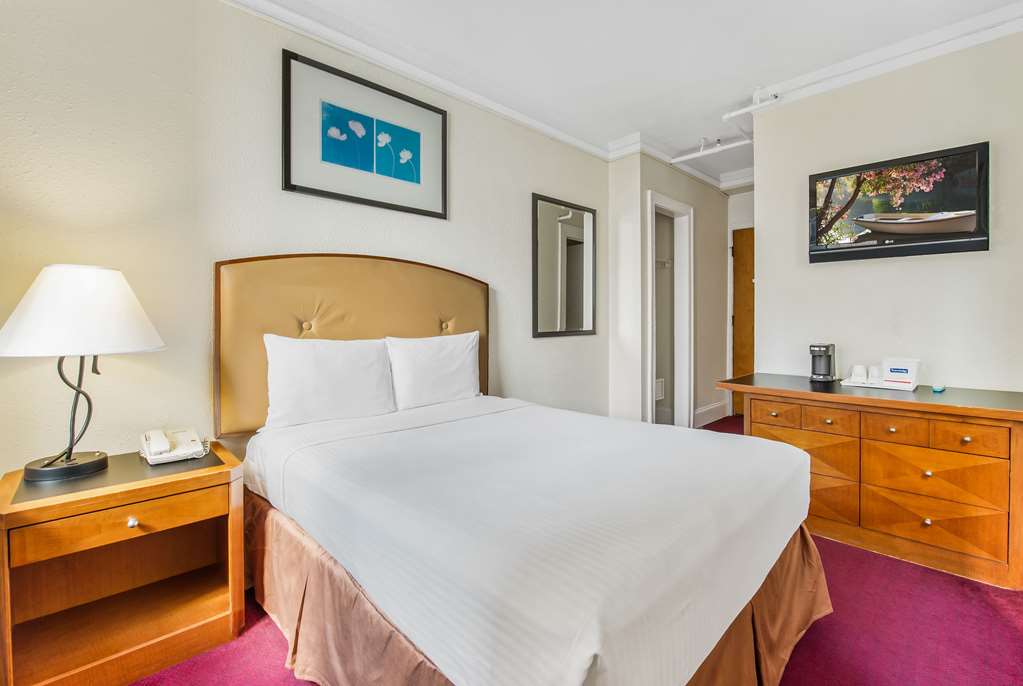 Travelodge by Wyndham Downtown Chicago - photo 14
