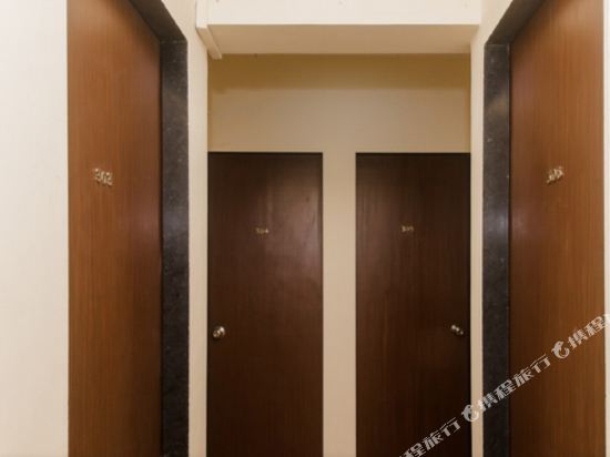 Hotel Interior/Public Areas
