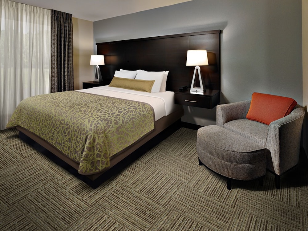 Staybridge Suites Dearborn MI by IHG - photo 7