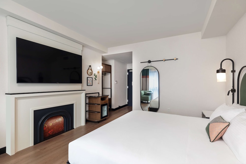 Pennyweight Hotel Boston Curio Collection by Hilton - photo 10