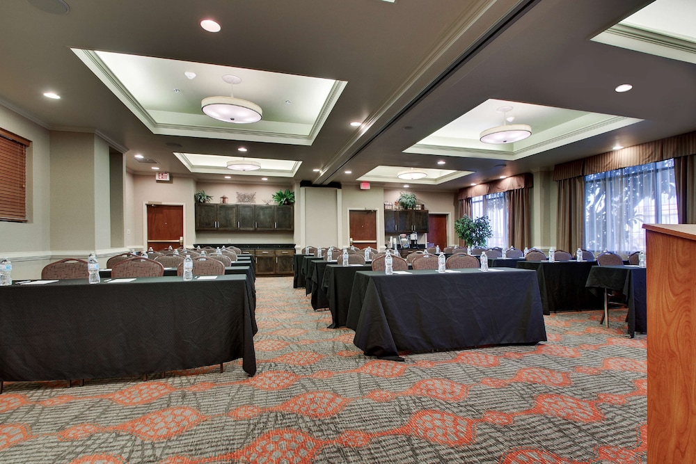 Hampton Inn Warner Robins - photo 44